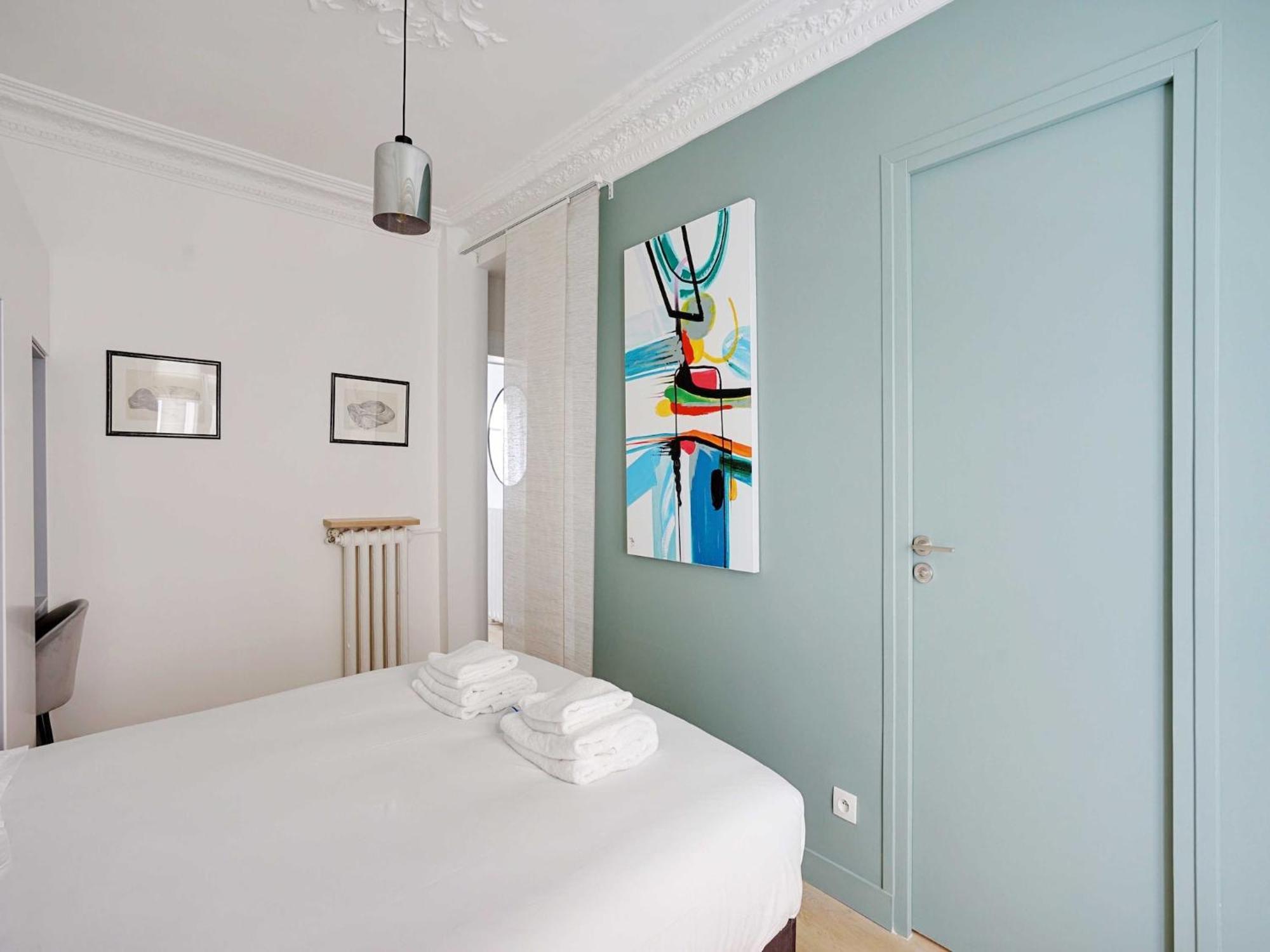 Charming 1bdr 2p Near Parc Monceau * Parijs